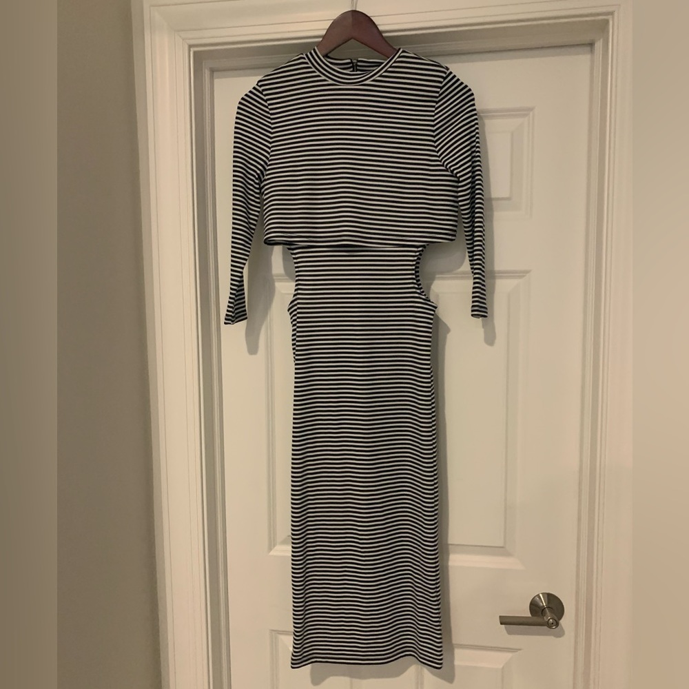 Size small guess dress